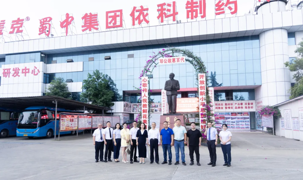 e698825d28e4c97021b49e6abf6e01d3